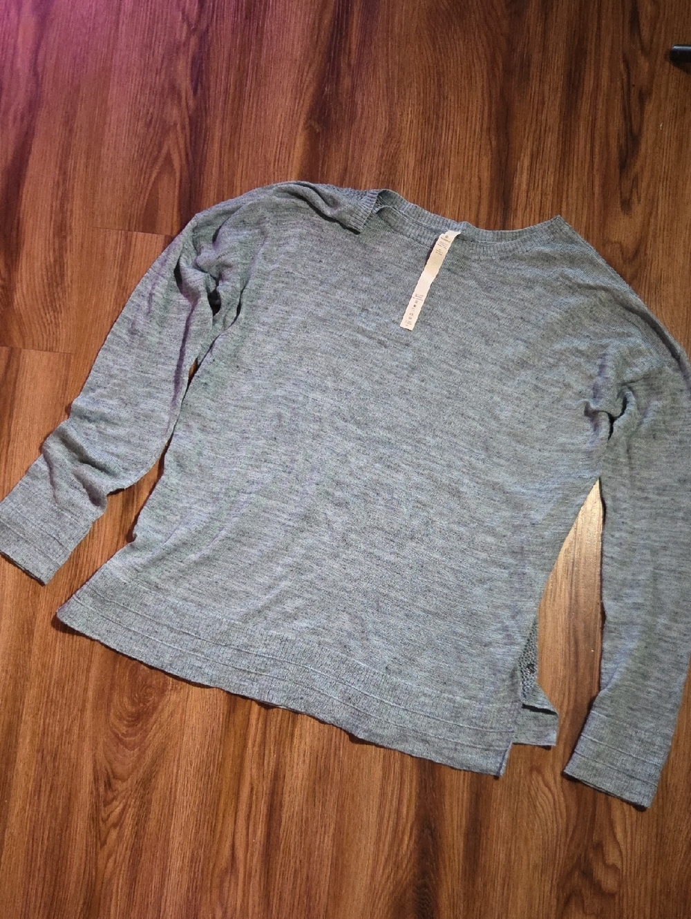 lululemon athletica Heathered Slate Knit Pullover Size Small